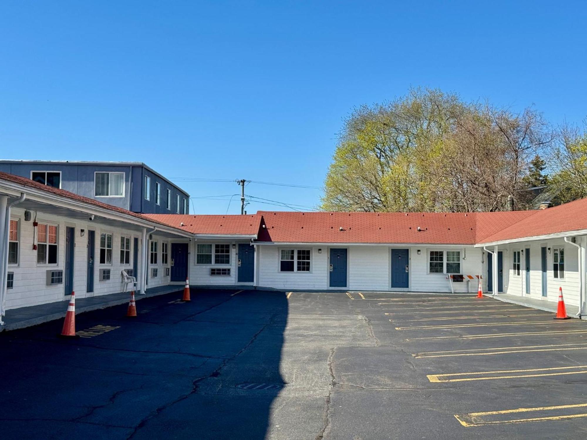 Chisholm'S Motor Inn 소거스 외부 사진