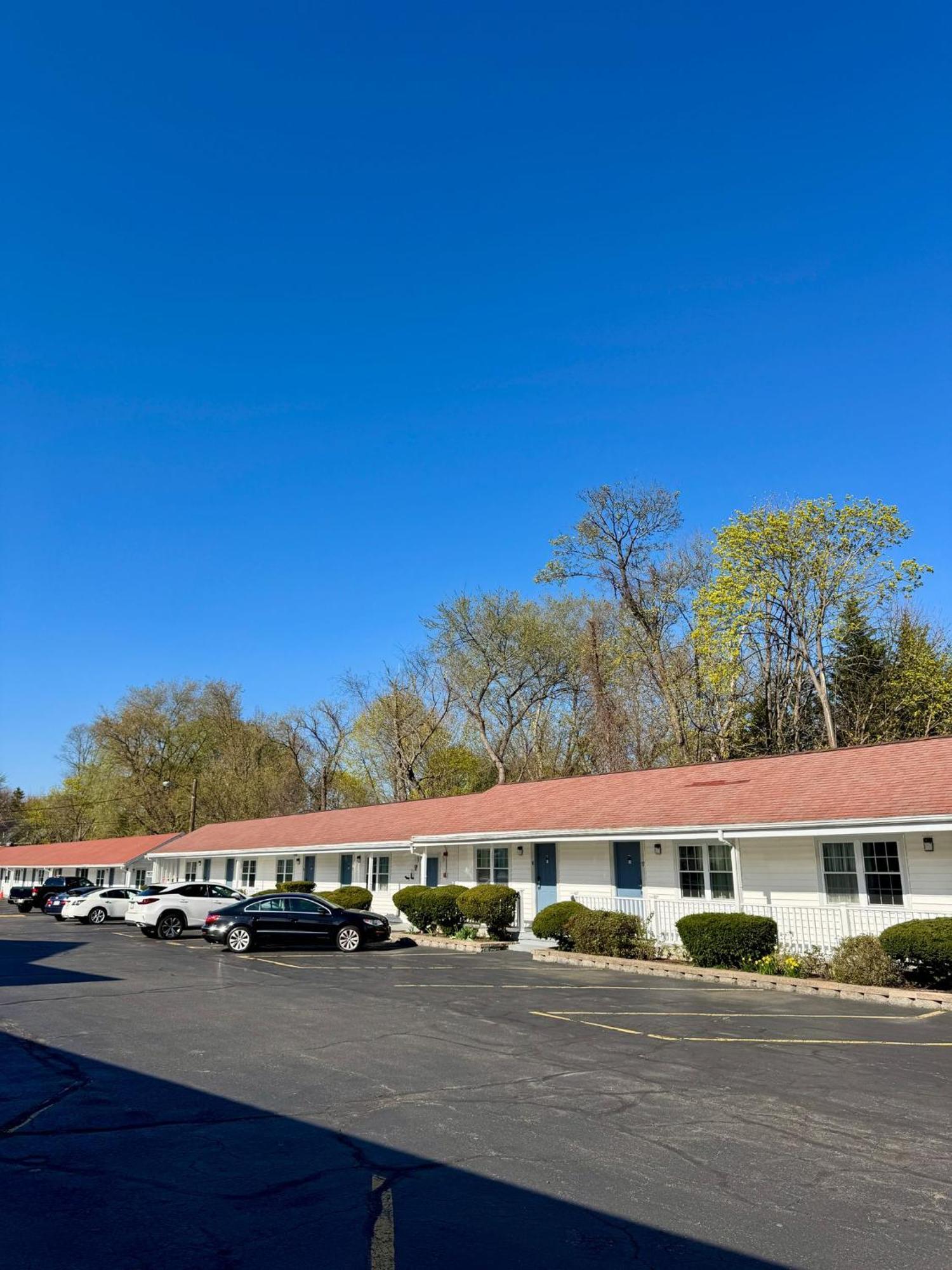 Chisholm'S Motor Inn 소거스 외부 사진