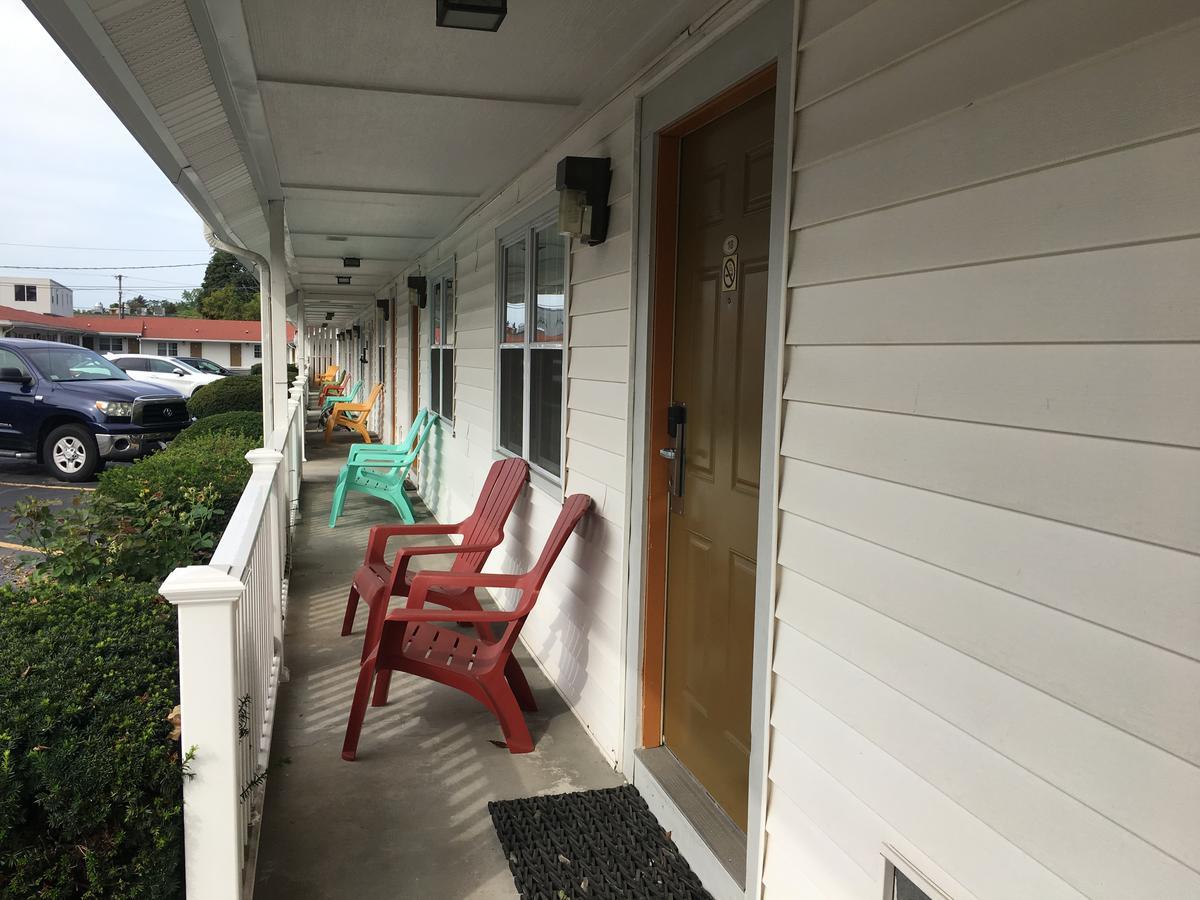 Chisholm'S Motor Inn 소거스 외부 사진